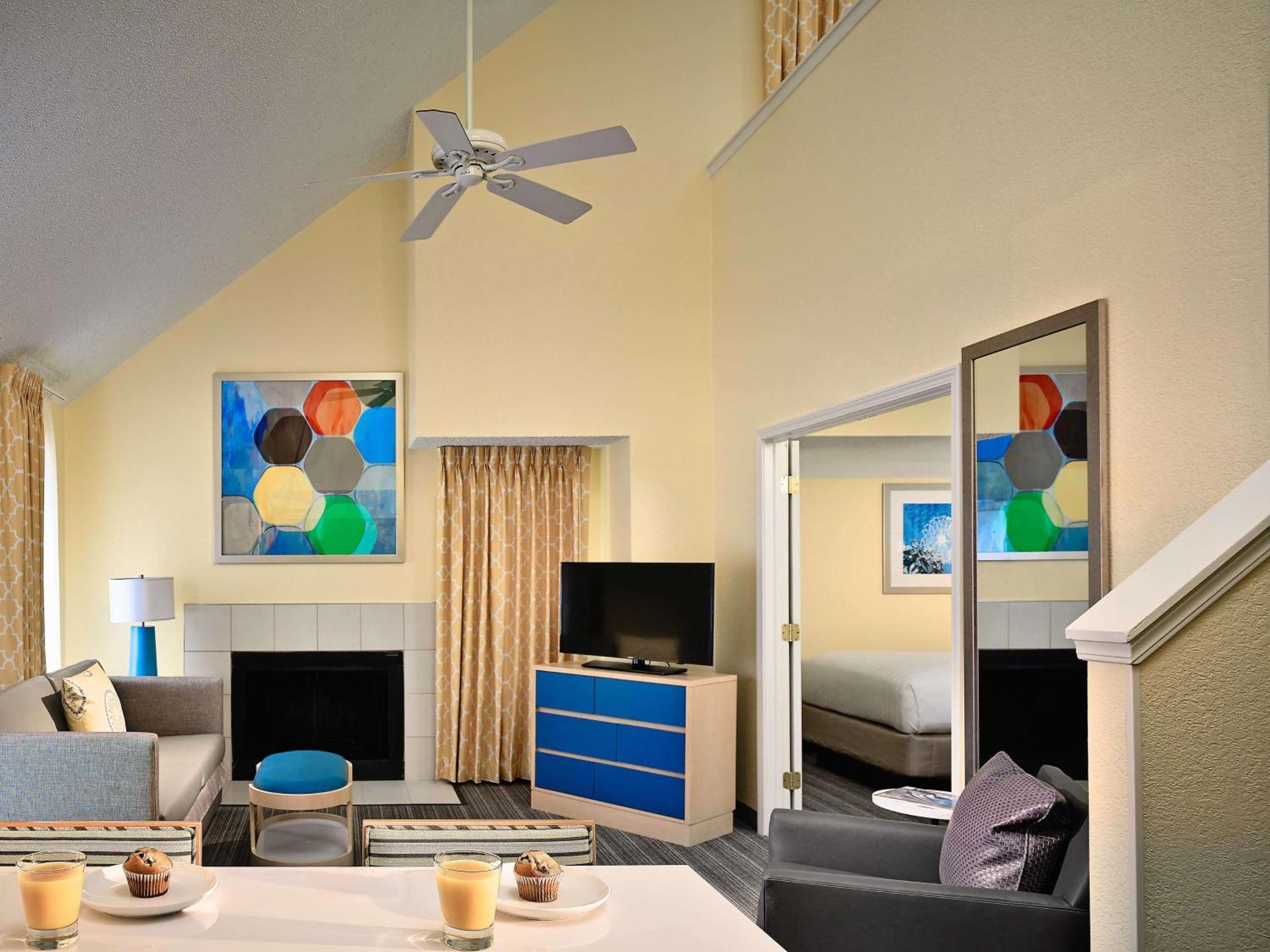 מידלברג הייטס Sonesta Simply Suites Cleveland Airport מראה חיצוני תמונה